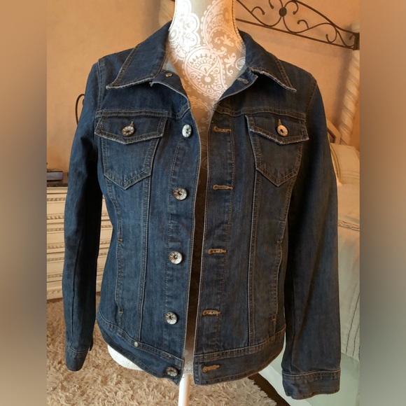 IZOD women’s denim jean jacket - Picture 1 of 4